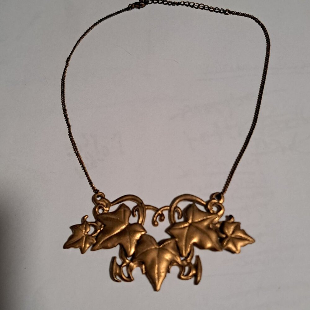 Dracolite maple leaf bib necklace gold tone metal